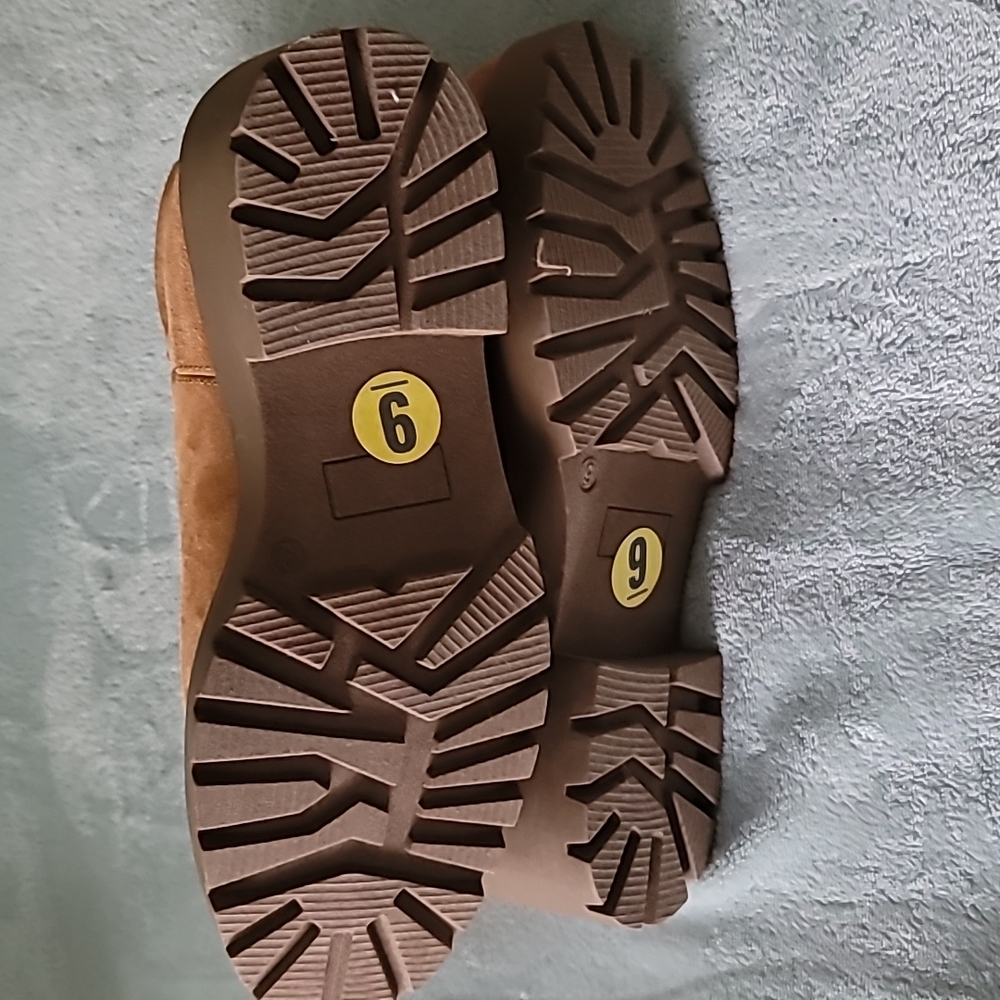 Shoes  size9 brown